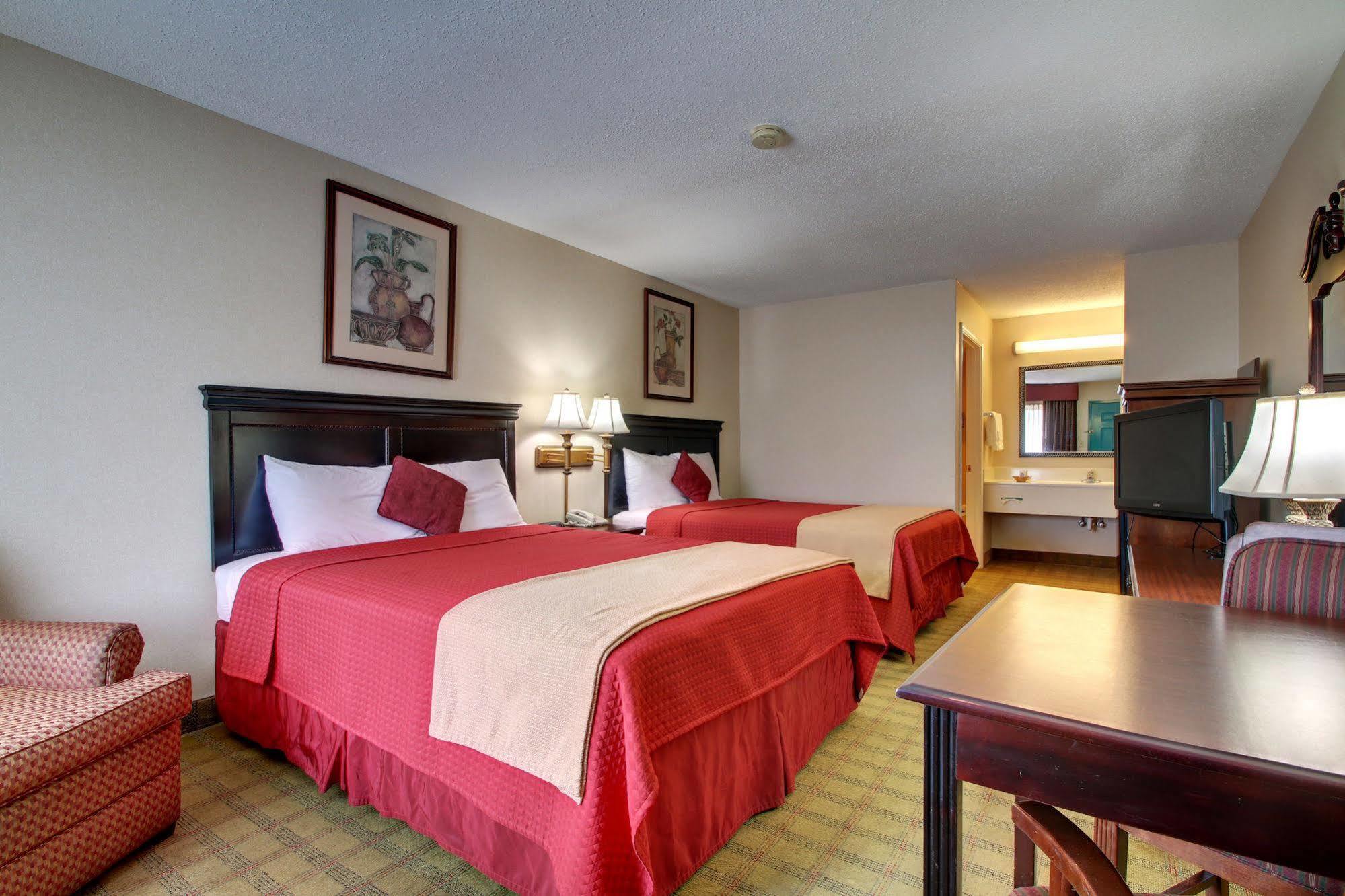 Key West Inn - Roanoke Bagian luar foto